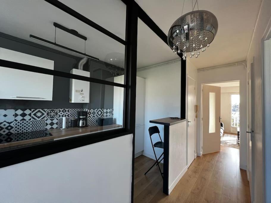 T2 Lumineux Refais A Neuf Avec Parking ! Apartamento Lorient Exterior foto